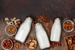 SỮA HẠT LẠC ĐỎ – BẬT MÍ CÁCH NẤU THƠM NGON, AN TOÀN
